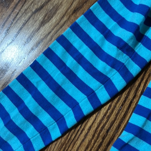 Lilly Pulitzer Adelaide Sweater in Brewster Blue Good Reef Stripe Size Large NWT - Picture 3 of 7